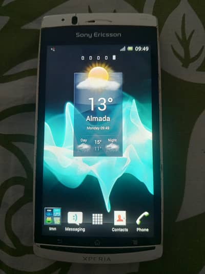Sony Ericsson arc s