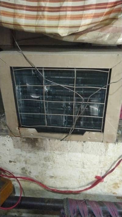 ship Ac sale working good condition