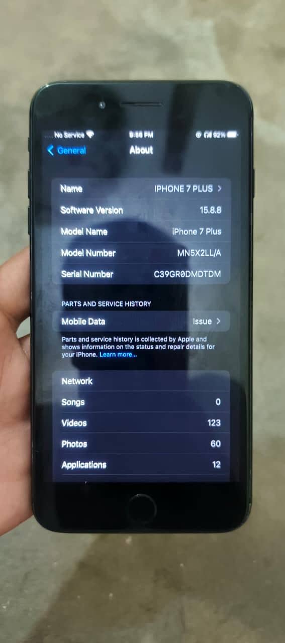 Apple iPhone 7 Plus 6