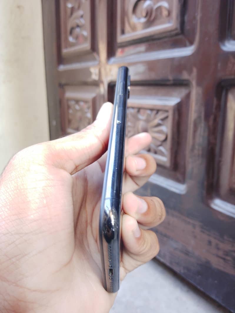 Apple iPhone X 1