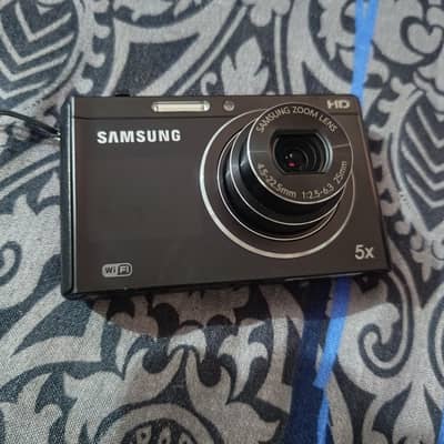 Samsung DV300F HD Camera 16Megapixal Dual LCD Original New Condition