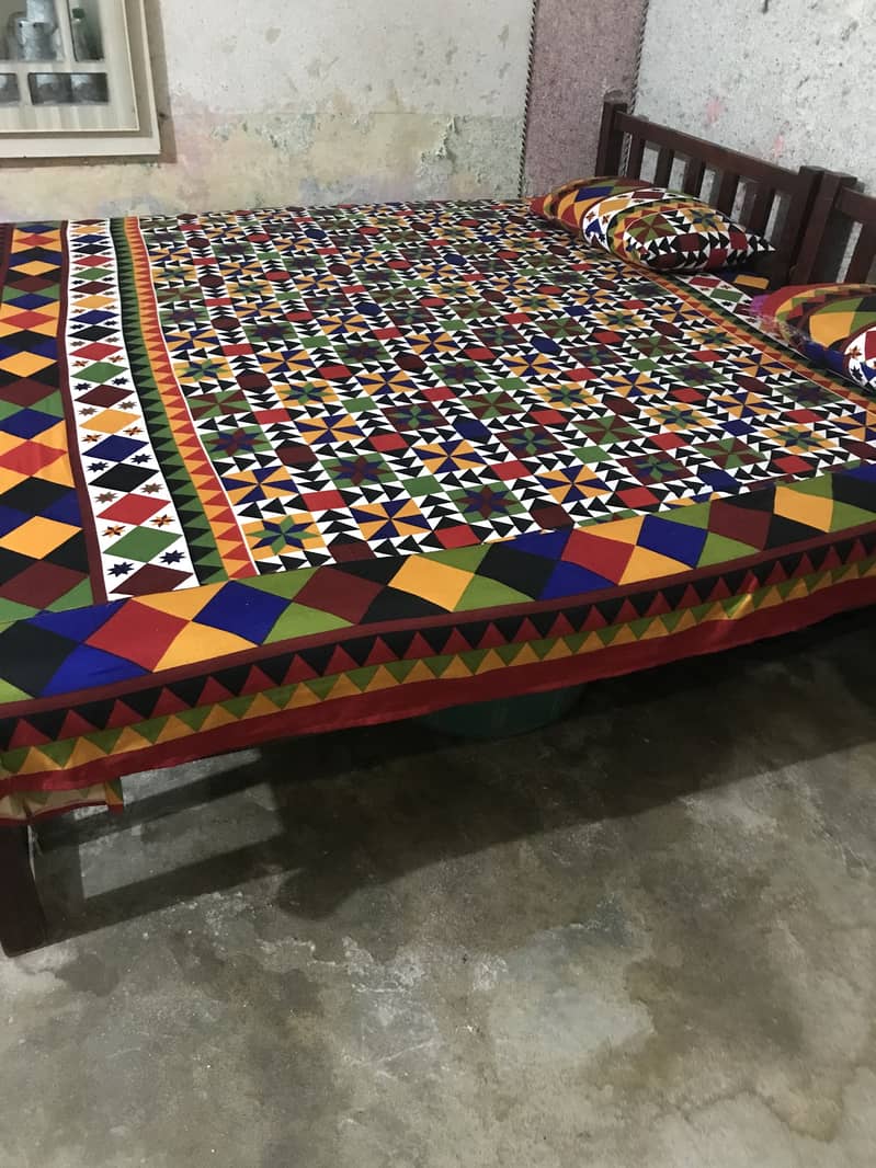 Double bed+matress 0