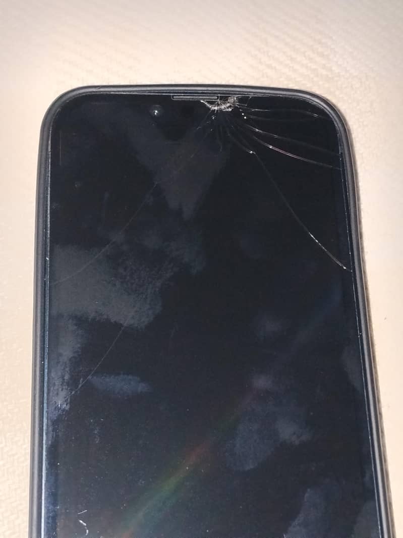 Apple iPhone 14 3
