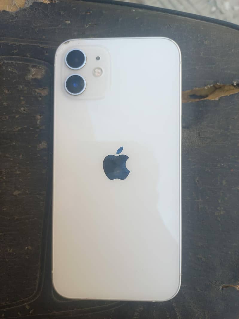 Apple iPhone 12 2