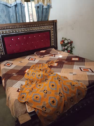 Only Bed ha and seesha for Urgent sale