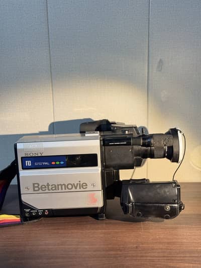 Sony Vintage Betamovie Camcorder