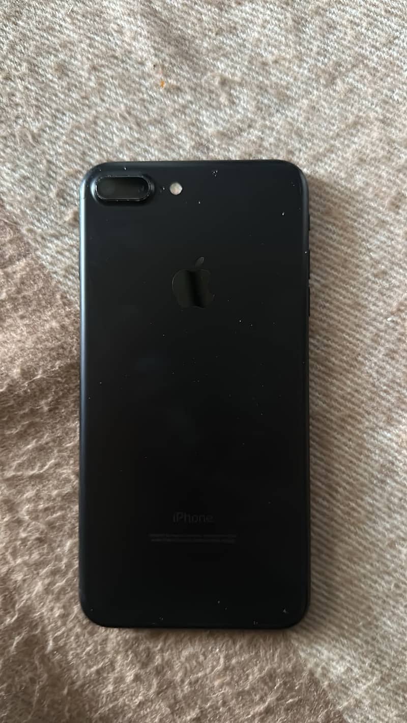 Apple iPhone 7 Plus 0