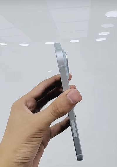 Apple iPhone 15