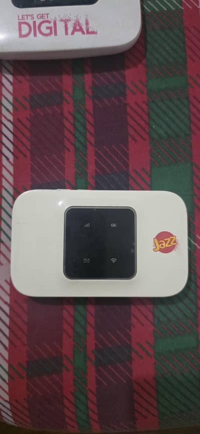 WiFi pocket device