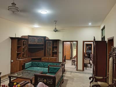 12 MARLA WITH BASEMENT LOWER PORTION FOR RENT IN JOHAR TOWN