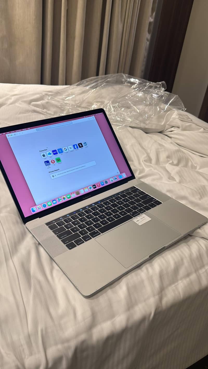 Mac book 2018 pro 1