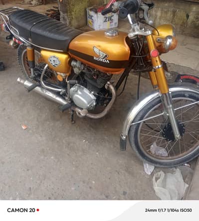 Honda CB 180 urgent sale