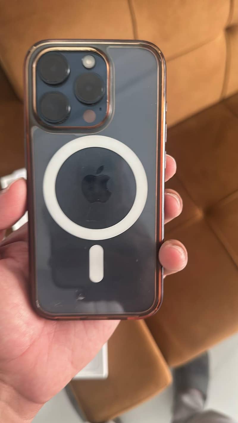 Apple iPhone 15 Pro 6