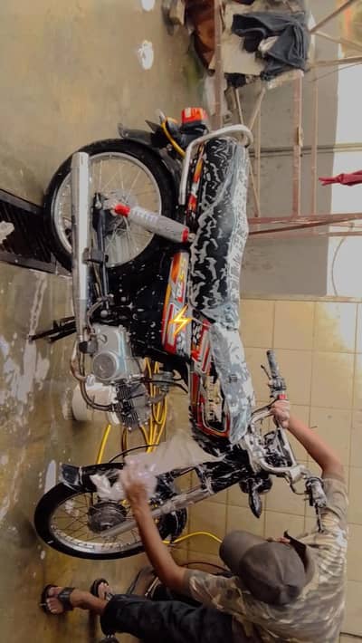 urgent sell bike condition 10 by 10 all documents completele