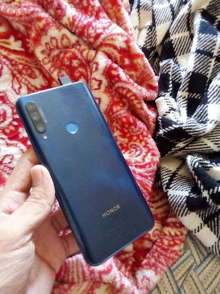 Honor 9X 3