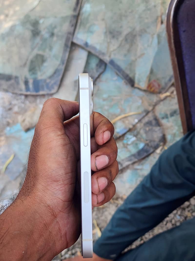 Apple iPhone 14 1
