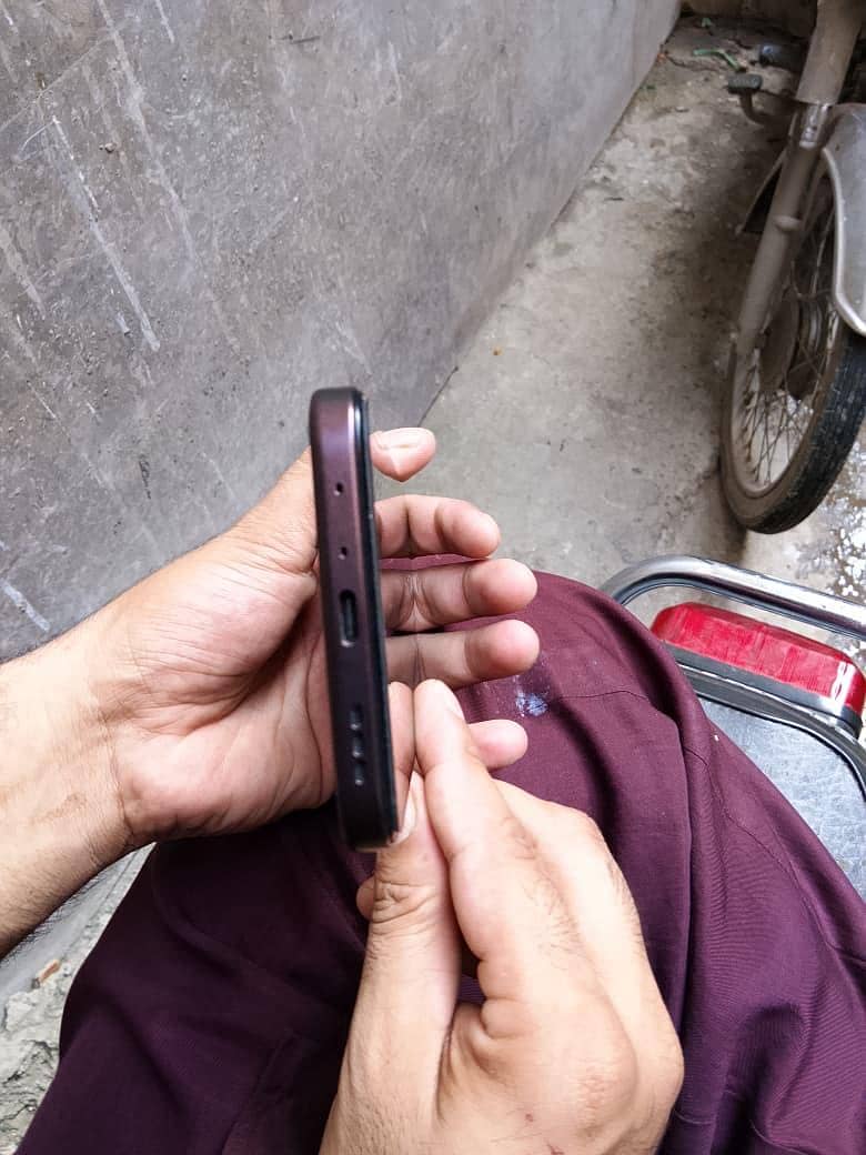 OPPO A6s 3