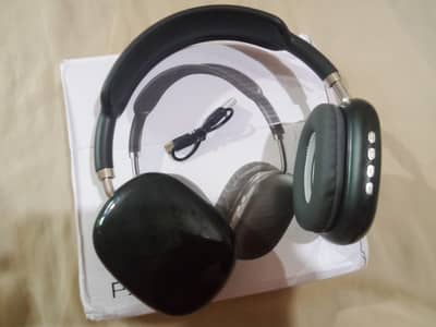 P9 dupe Headphone
