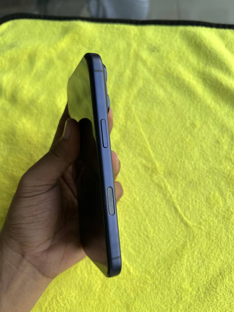 Apple iPhone 17 Pro 4