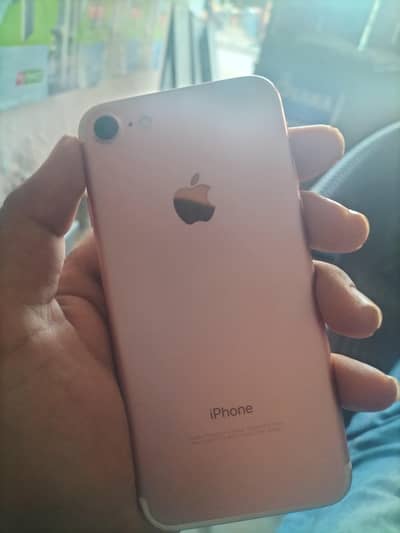 Apple iPhone 7