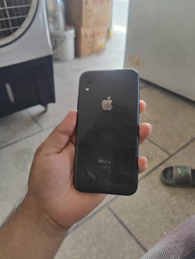 Apple iPhone XR