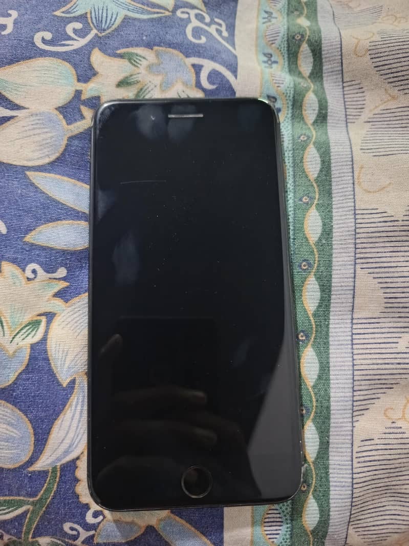 Apple iPhone 8 Plus 5