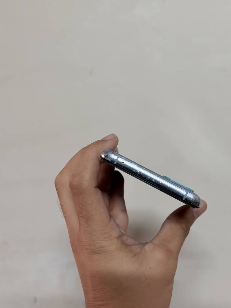 One Plus 8T 4