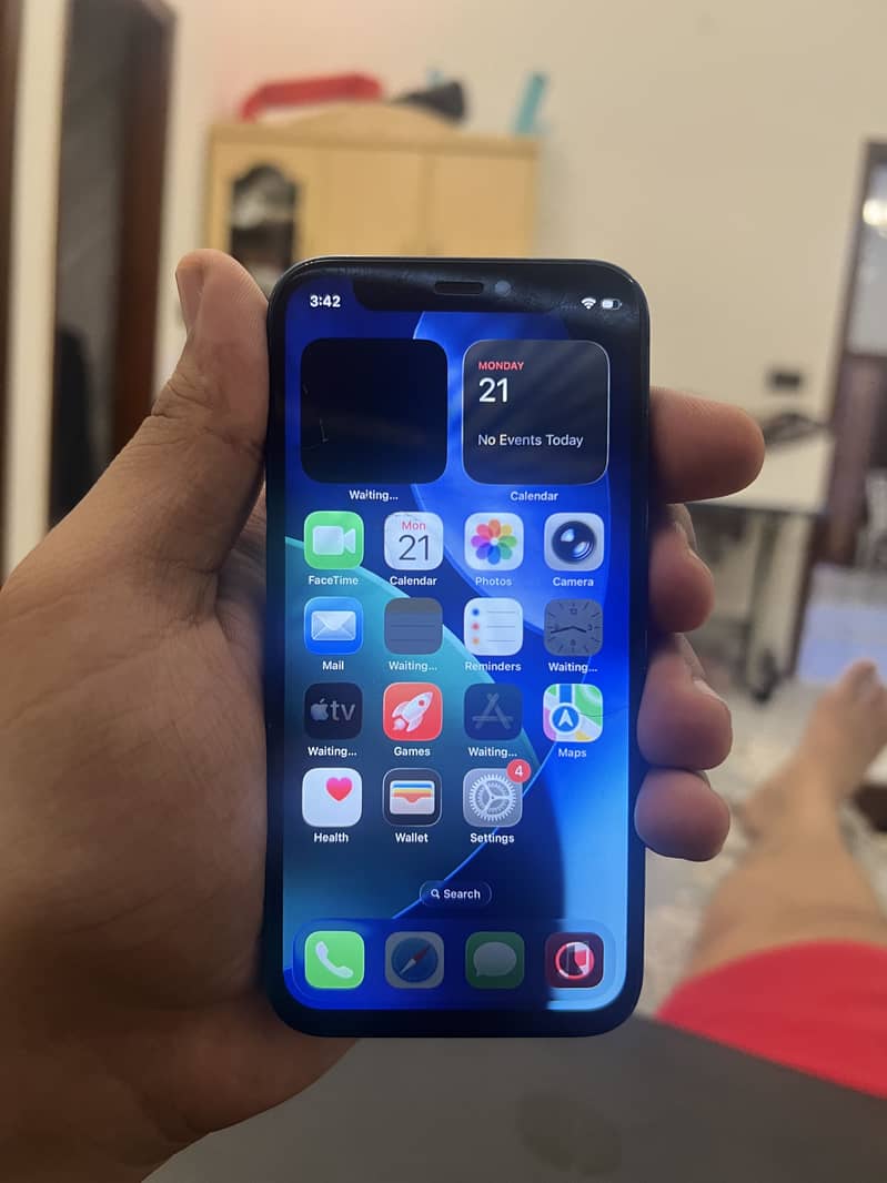 Apple iPhone 12 mini 0
