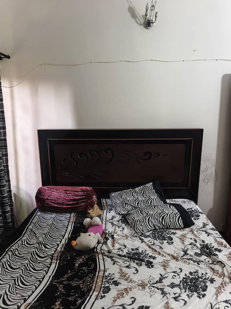 DOUBLE bed Set with Side tables 2