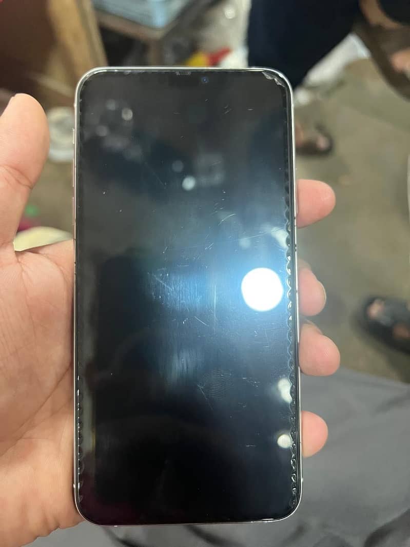 Apple iPhone 11 Pro Max 5