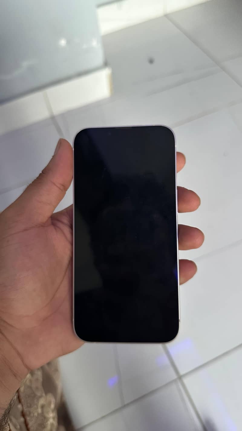 Apple iPhone 13 6