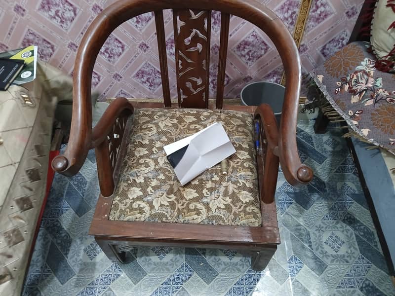 Small sofa set 4