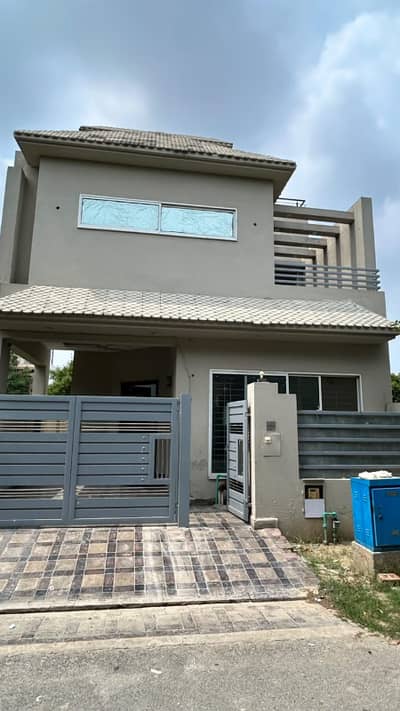 Luxurious 5 Marla Lavish Brand New Bungalow On Top Location For Rent Phase 9 Town DHA Lahore DHA 9 Town, DHA Defence, Lahore, Punjab