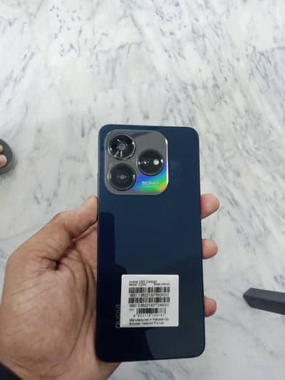 Zte nubia V60 Design 8+12gb ram 256gb storagr