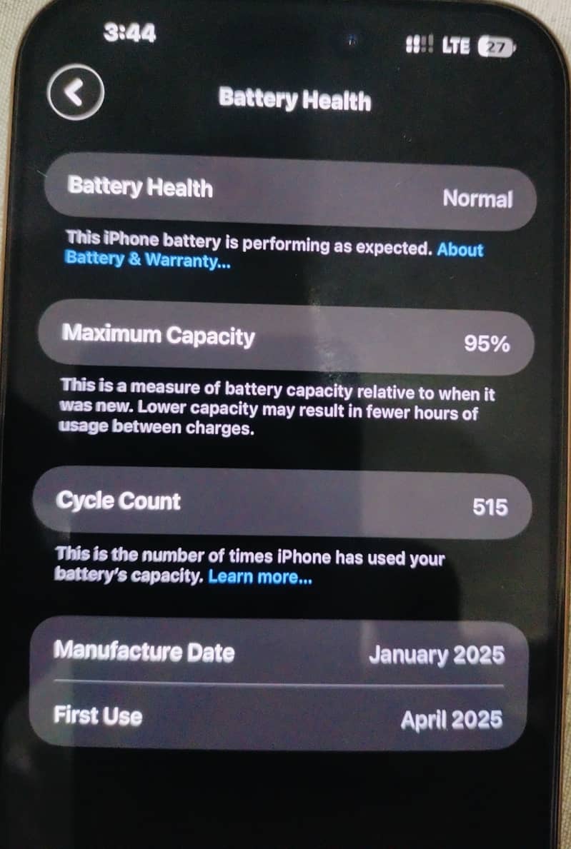 Apple iPhone 16 Pro Max 0