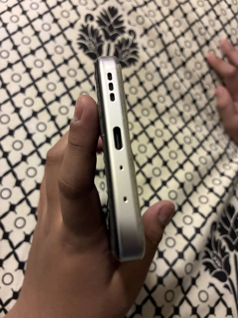 OPPO A6s 3