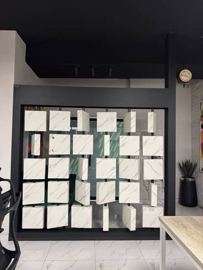Rotating Memory Wall / Photo Display Wall – Unique Decorative Wall