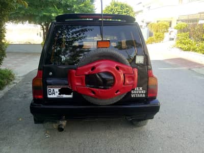 Suzuki Vitara Jeep 1990/1994 Karachi Number ( 0300-6825-426 )