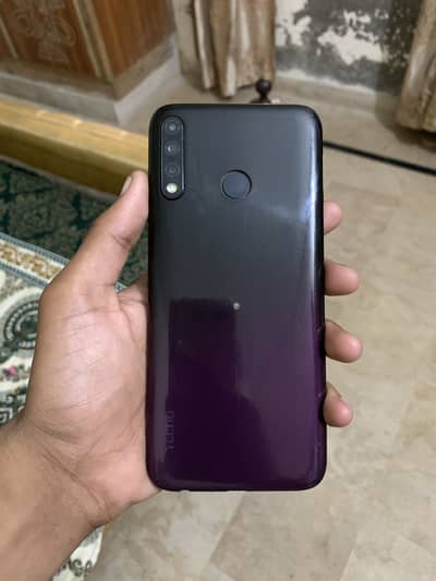 Tecno Spark 4