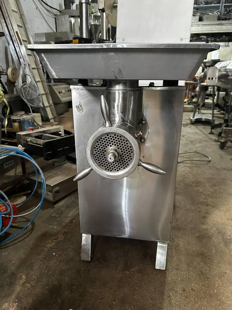 mincer qeema machine 11