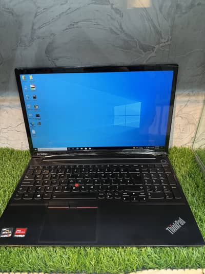 Lenovo Thinkpad E15 (Ryzen 5 4500U) (8/256)6 Cores 6 Logical Processor