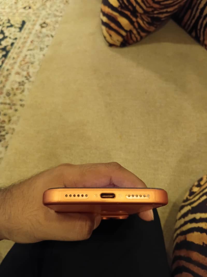 Apple iPhone 17 Pro Max 2