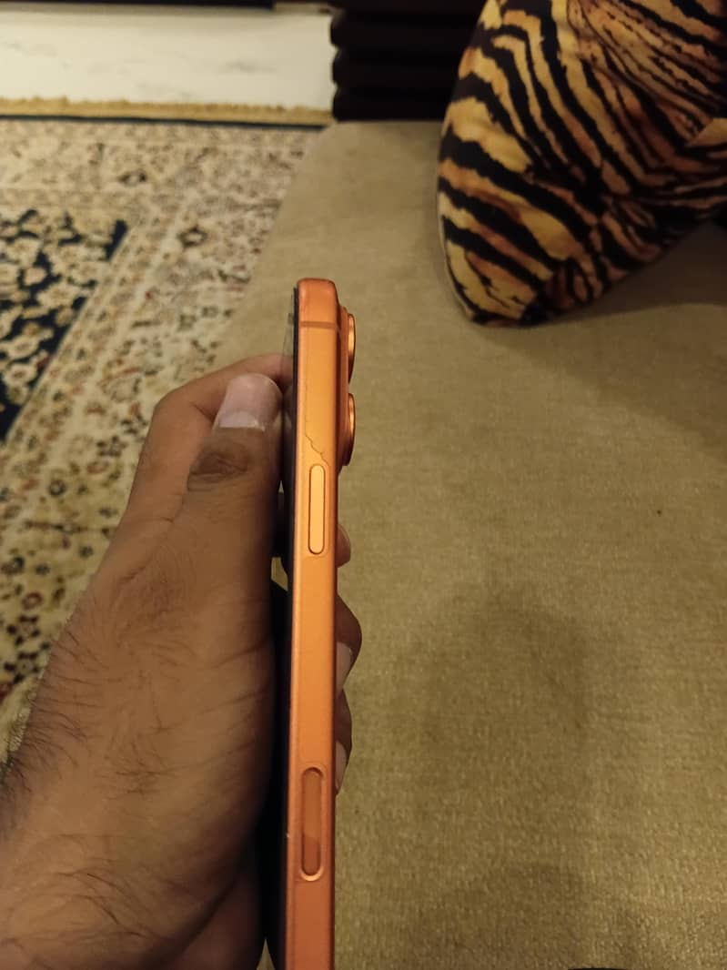 Apple iPhone 17 Pro Max 3