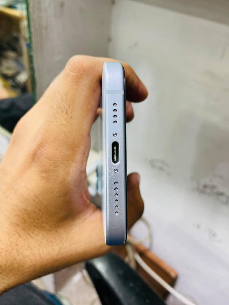 Apple iPhone 15 plus 5