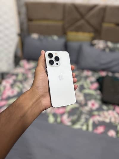 Apple iPhone 13 Pro