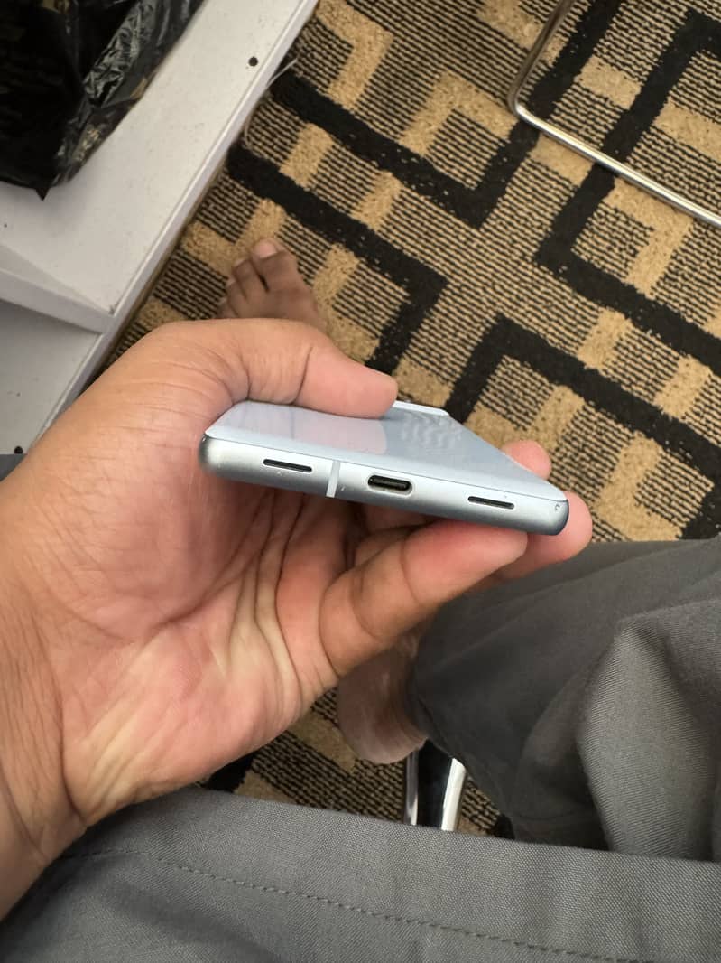 Google Pixel 7a 1