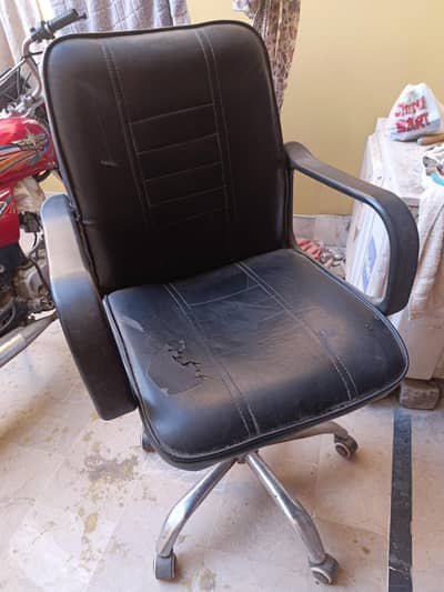 Revolving Used chair for sell