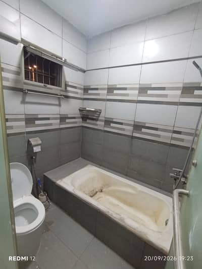 2 BED D/D BEAUTIFUL FLAT FOR SALE IN BLOCK 16, GULSHAN E IQBAL