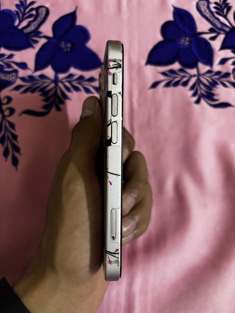 Apple iPhone 13 mini 2