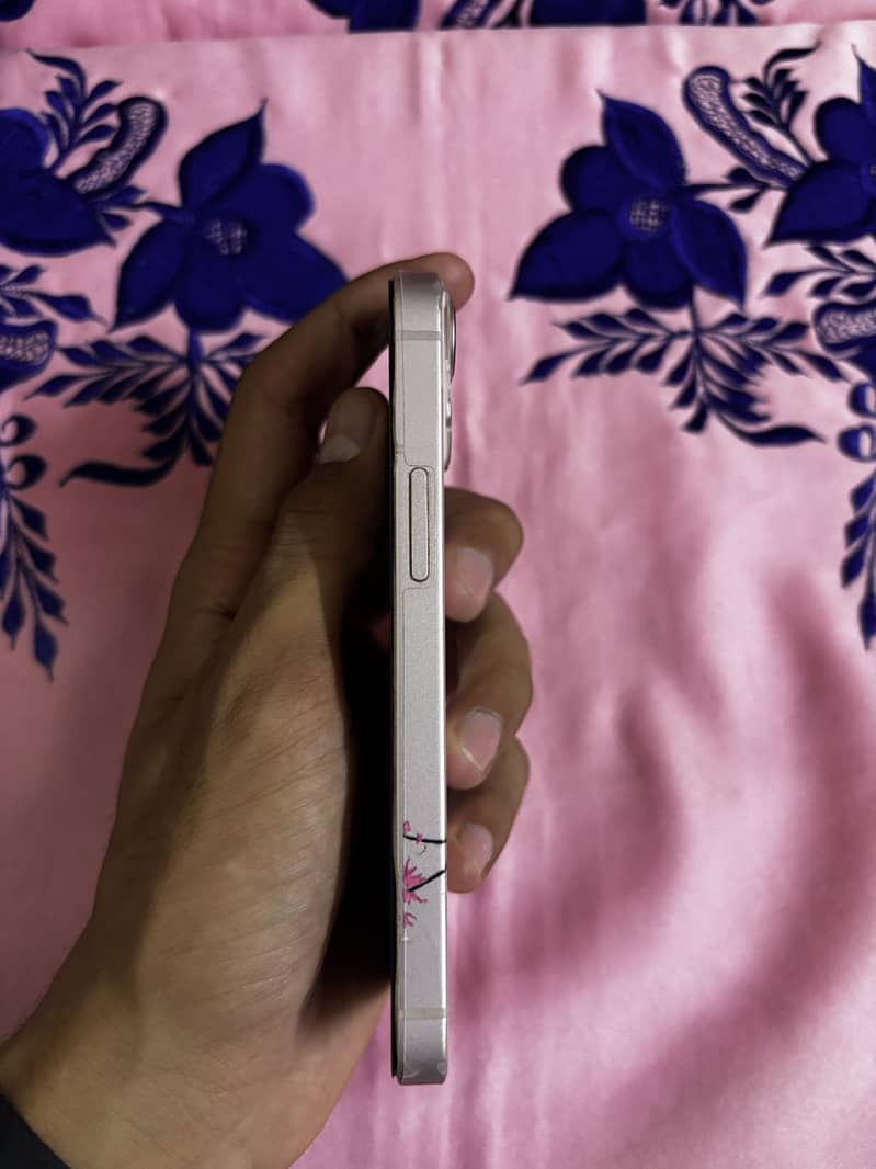 Apple iPhone 13 mini 3